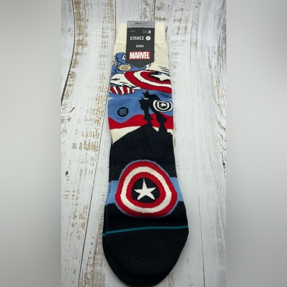 🍄🟫HOST PICK🍄🟫Stance Marvel Captain America Marquee Crew Socks, Medium, NWT - Picture 4 of 5